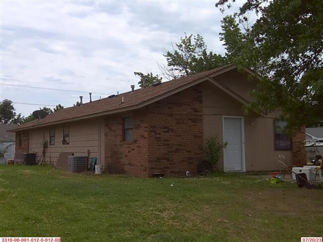 Photo - 2015 Martin Ave House