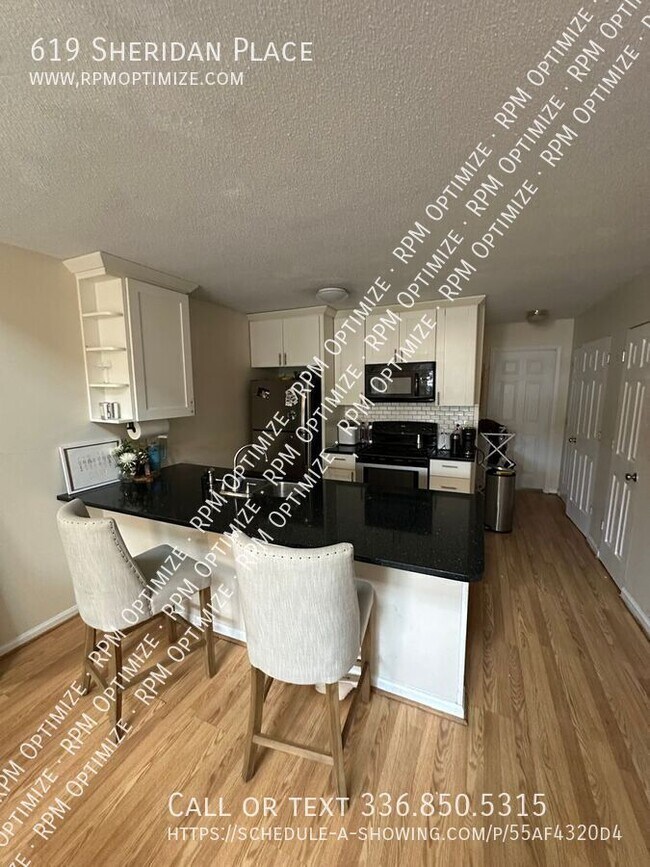 Photo - 619 Sheridan Pl