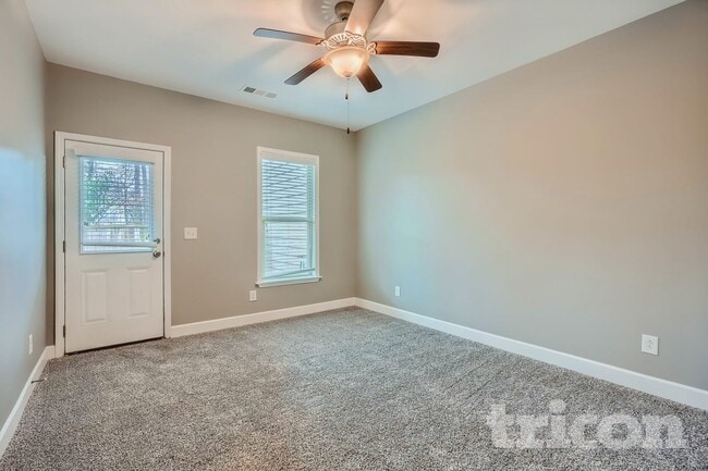 Photo - 764 Wexford Cove Way