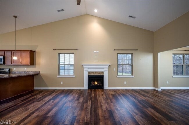 Photo - 42 Hawks Lndg