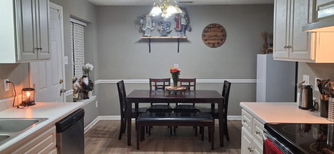 Photo - 4717 E Creek Mill Ct