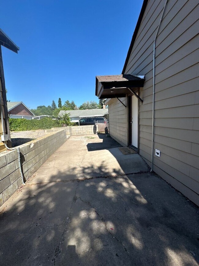243 Nevada St