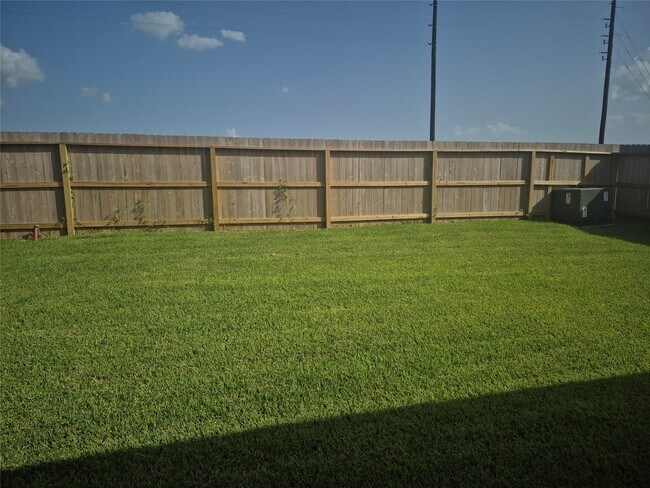 Photo - 410 Dorion Lagoon Dr