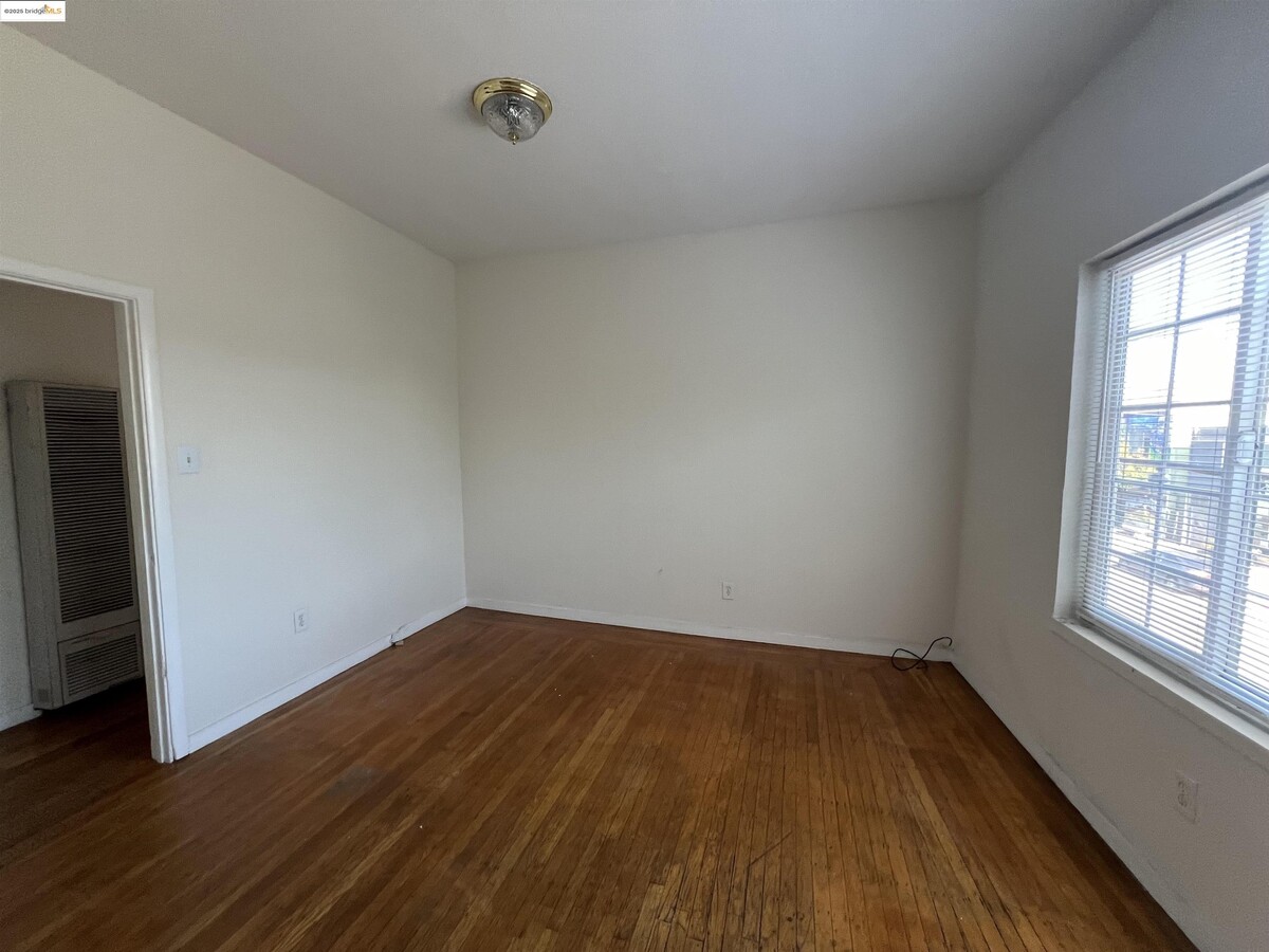 Photo - 3244 Ellis St Apartamento Unidad #B