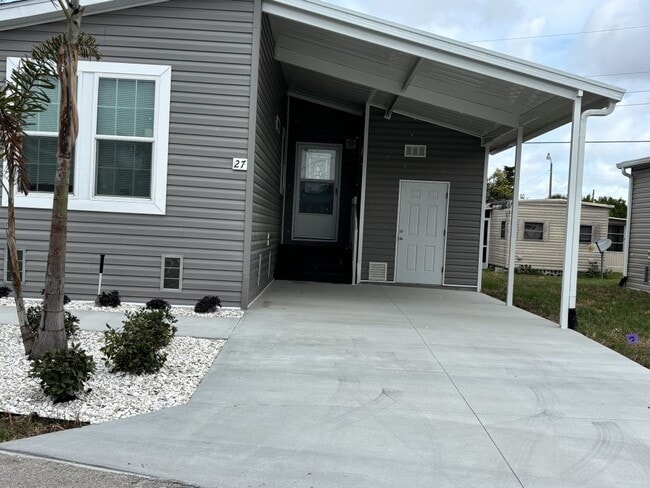 27 Nyborg Ave