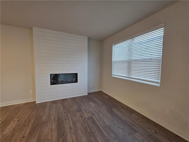 Photo - 1712 Harper Lily Ln