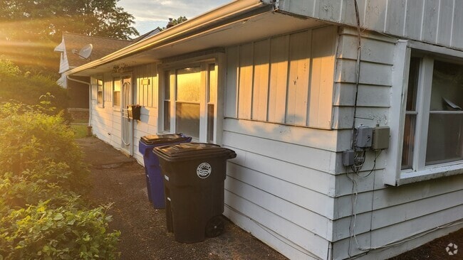 Building Photo - 2291 Green Rd Rental