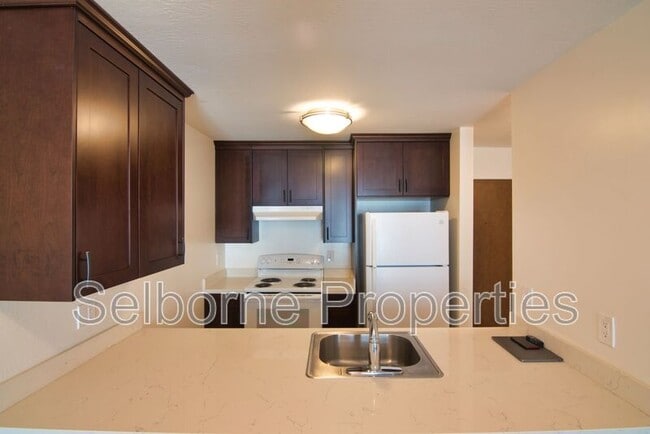 Photo - 601 Oakland Ave