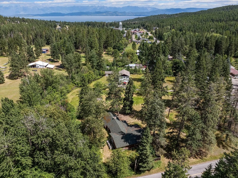 Photo - 635 Blacktail Rd