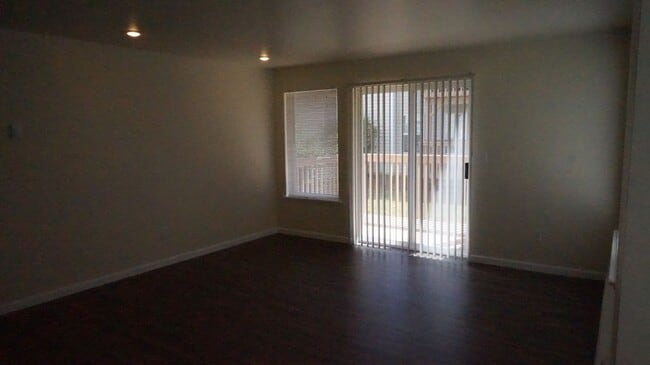 Photo - 5680 Eagle Pkwy Unit #2