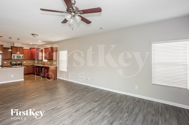 Photo - 3516 Larkhaven Ave SW