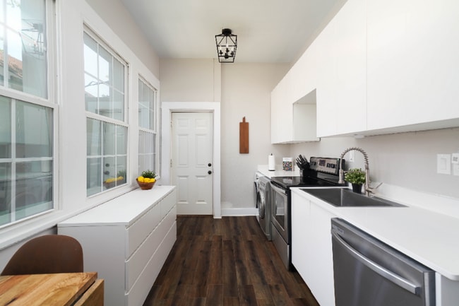 Photo - 1002 W Mulberry Ave