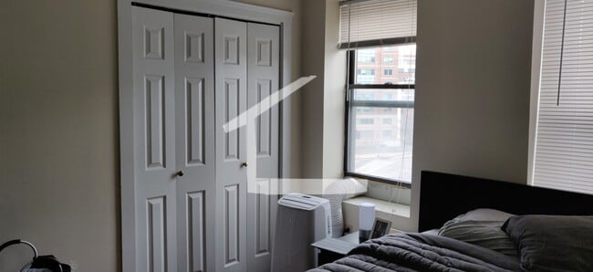 Photo - 9/1/26 Split-style 2BR apartment in elevator building near Kenmore!