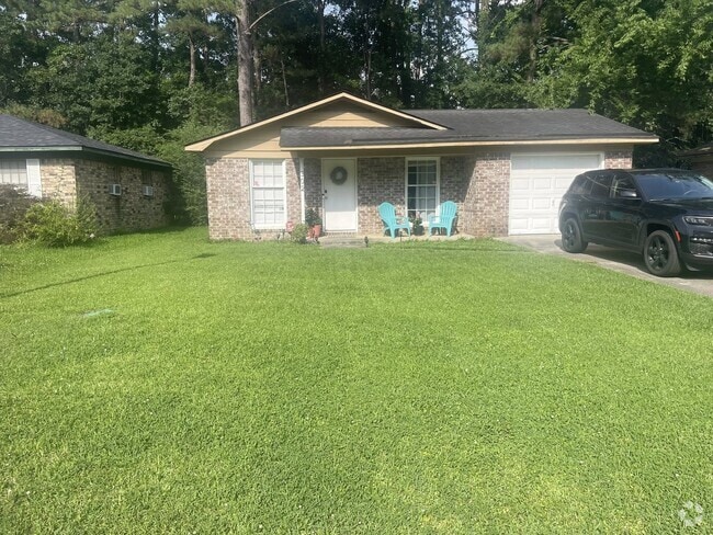 Building Photo - 302 Elliott Dr Rental