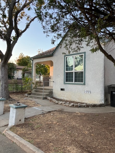 Photo - 600 Grove St