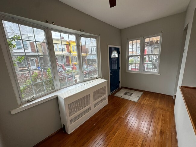 Photo - Experience comfort in three large, light-f...