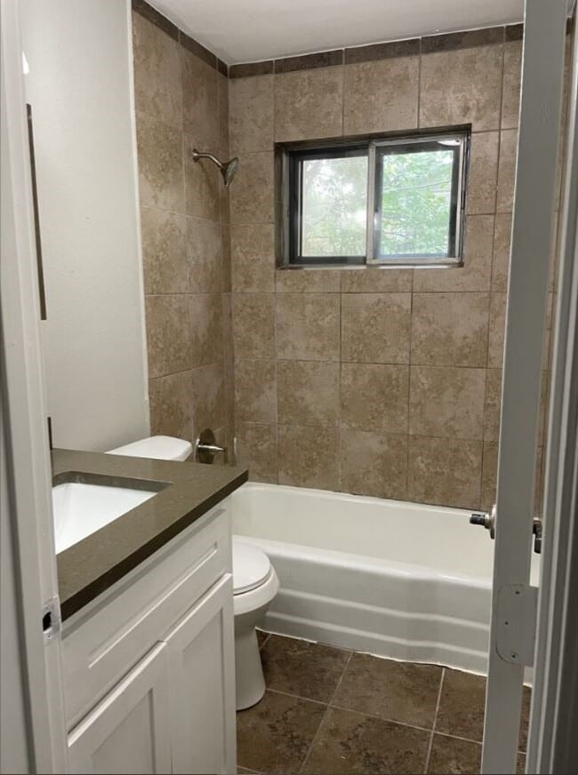 Building Photo - 10715 Segrest Dr