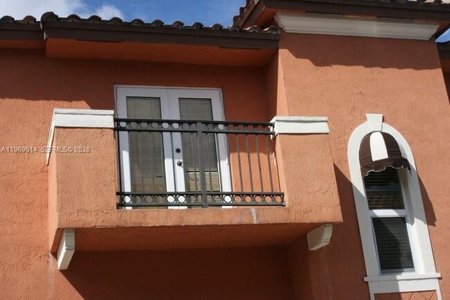 Photo - 5988 SW 8th St