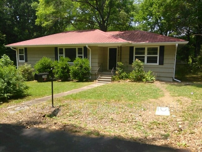 Photo - 136 Grandview Dr