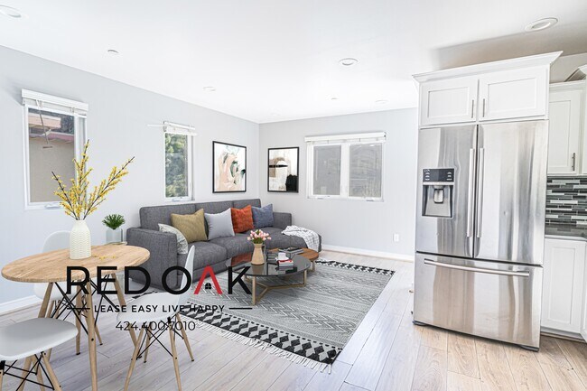 Photo - Gorgeous Two Bedroom with Stunning Floors,... Unidad 4527
