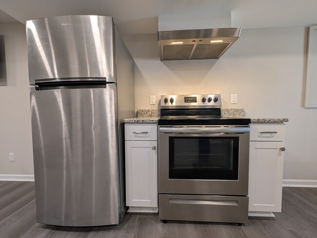 Photo - 120 Berkshire Pl