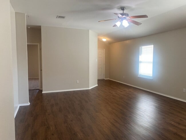 Photo - 3 BEDROOM, BELTON ISD