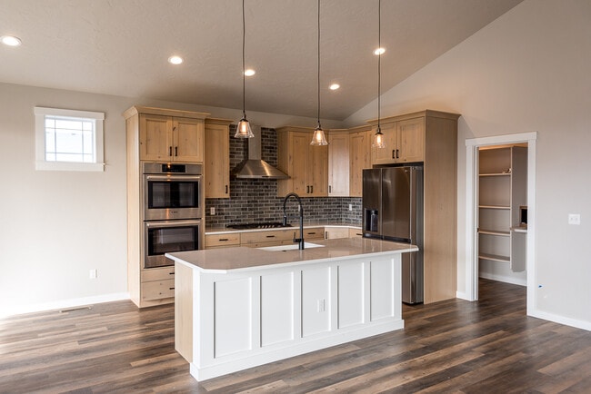 Photo - 2825 Dogwood Ave