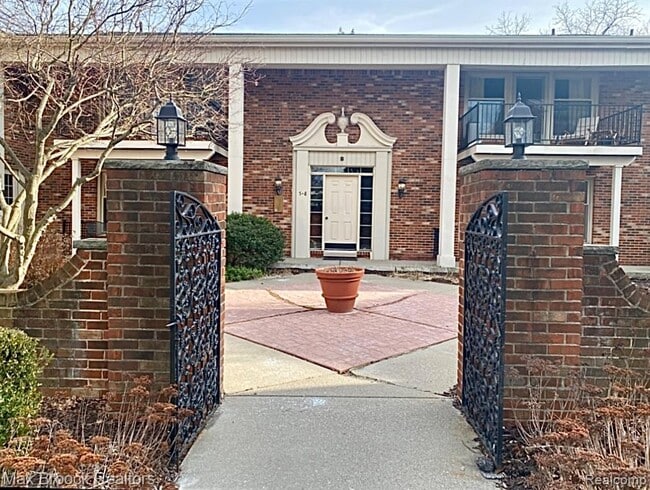 Photo - 885 N Old Woodward Ave Unit 1