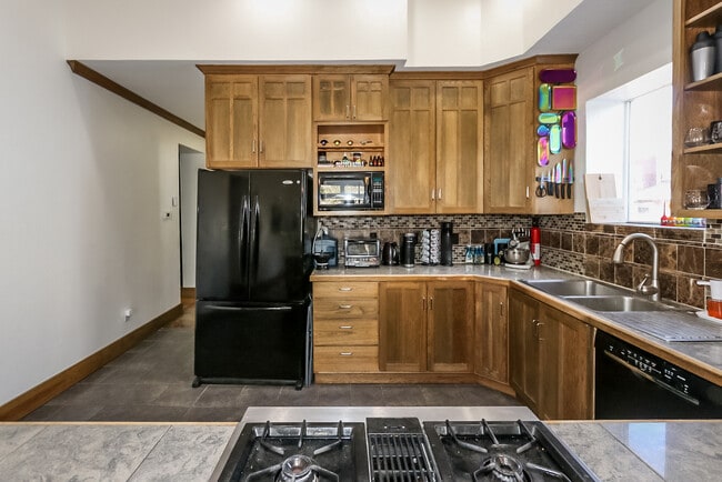 Photo - 660 S 500 E Unit South