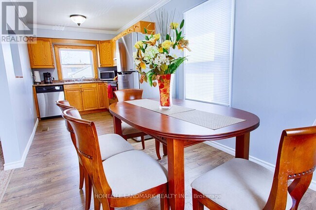 Photo - 6548 Montrose Rd