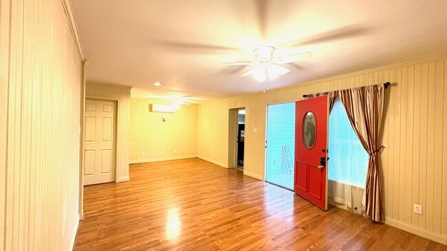 Photo - 3330 Band Rd