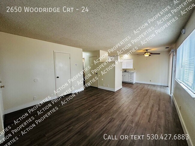 2650 Woodridge Ct Unit 24