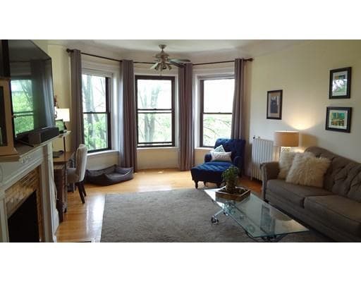 Building Photo - 465 Commonwealth Ave Unit 7