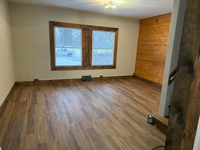 Photo - 1435 88th Ave W