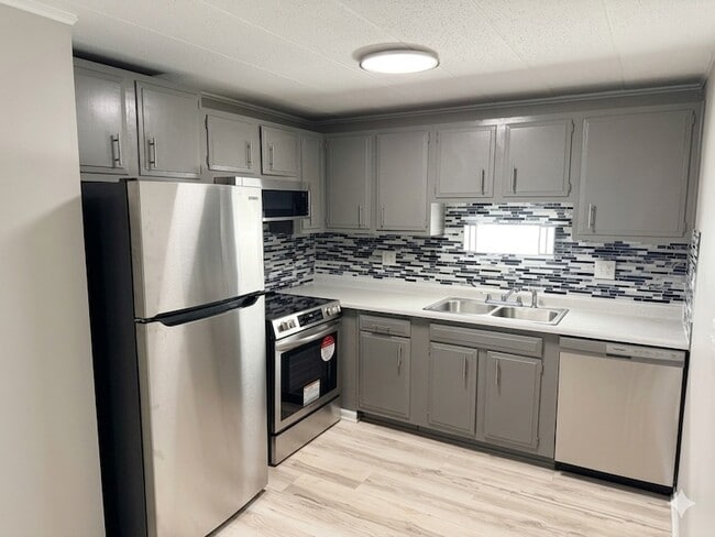 Photo - 1104 Mercury Dr Unit 151B