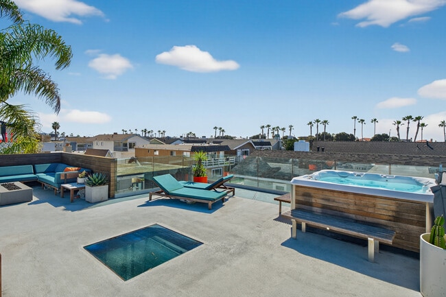 Photo - 219 Colton St