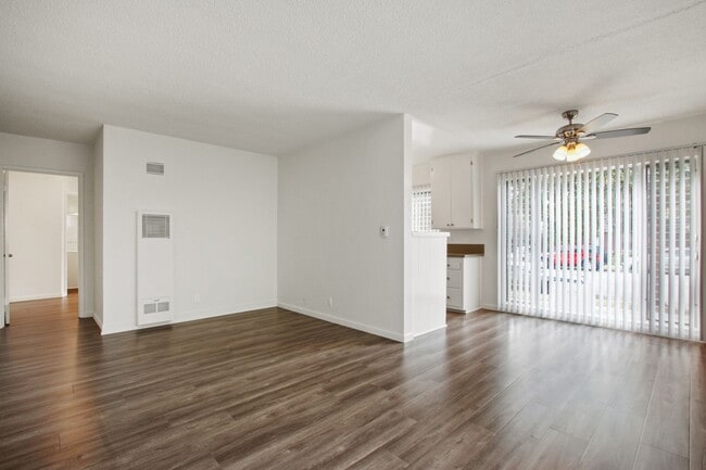Photo - 1231 12th St Unidad A