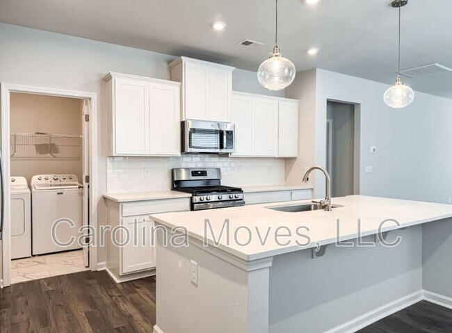 Photo - 609 Poinsett Bridge Wy