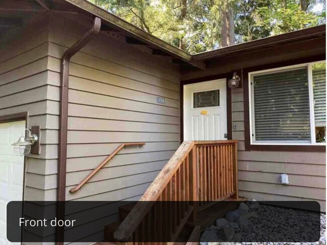 Front Door - 4718 SW Miles Ct Unidad B