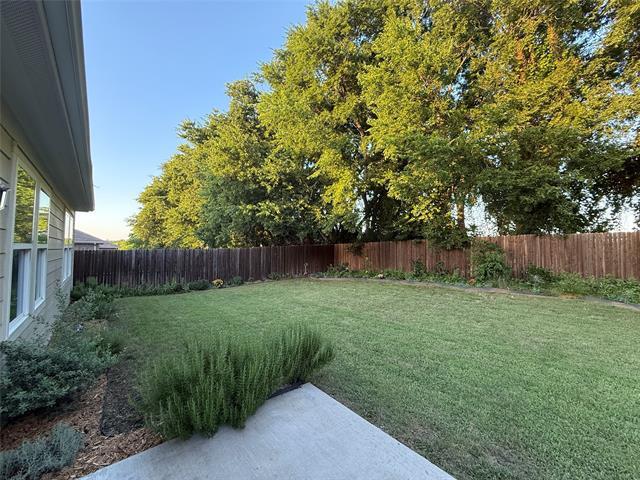 Photo - 2621 Silver Leaf Ln