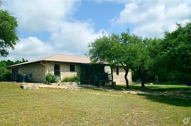 Building Photo - 696 Hill Country Trail Rental