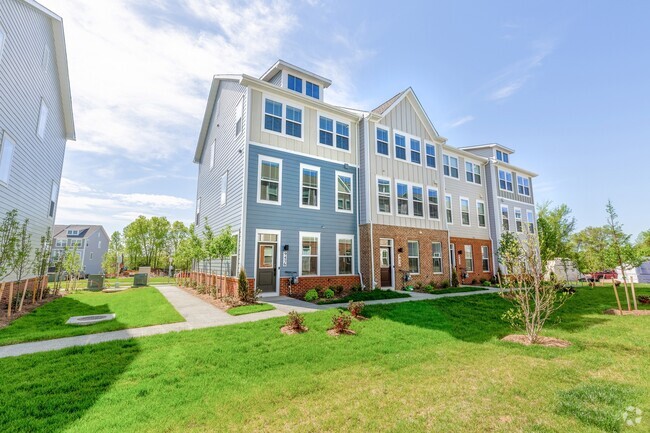 Building Photo - Collection at Scotland Heights Rental