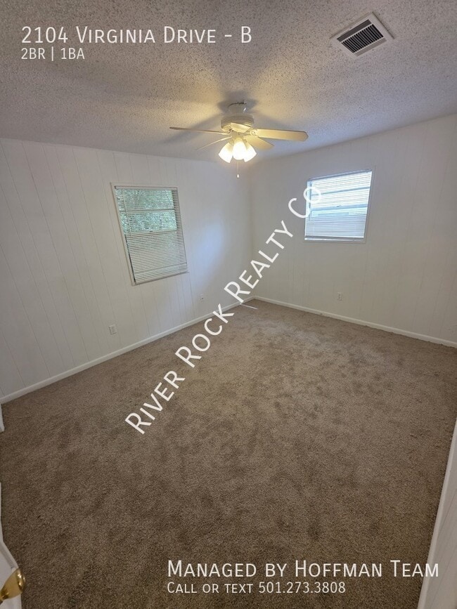 Photo - 2104 Virginia Dr Unit B