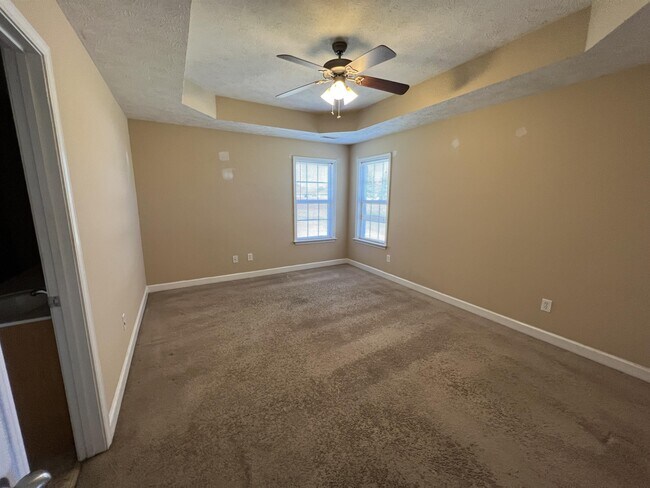 Photo - 3629 Southridge Blvd