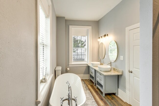 Photo - 1642 Broad St Apartments Unit 1642 Broad Street