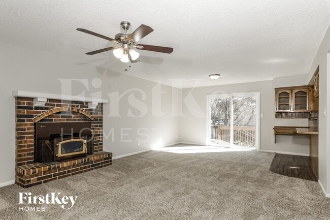 Photo - 16905 Lea Ave