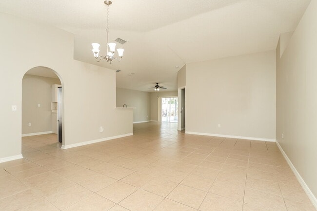 Photo - 2903 Noah Cir