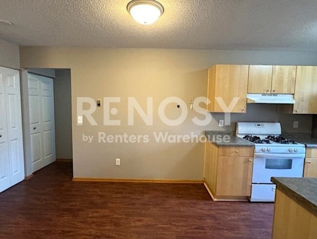 Photo - Available now - your very own 2 bedroom, 2 bath condo in Plymouth!
