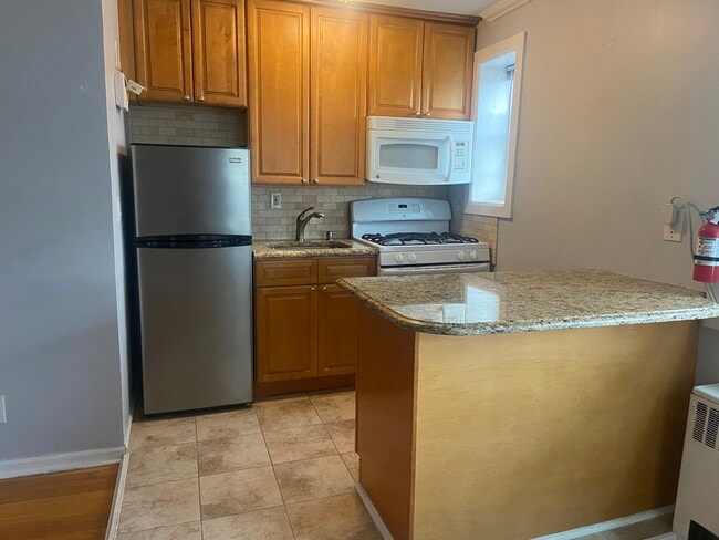 Photo - 210 Woodcliff Ave Unit 4F