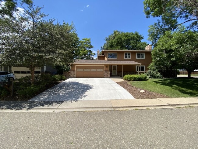 Building Photo - Spacious 4 bedroom Lafayette House with Gr...